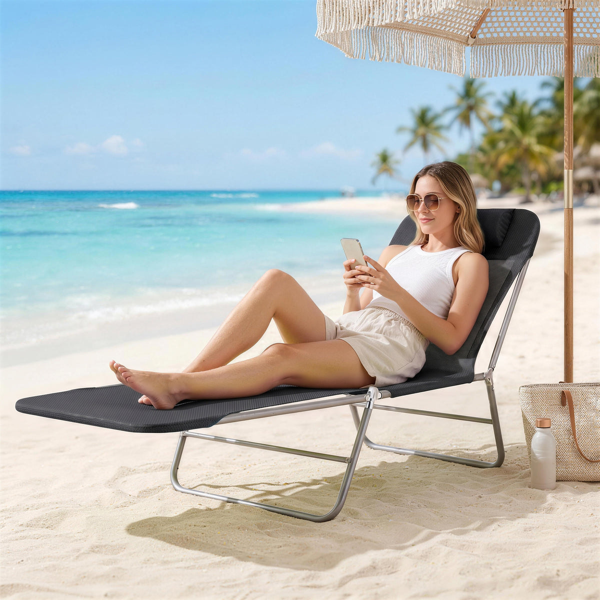 Folding Chaise Lounge Pool Chairs, Outdoor Sun Tanning Chairs with Pillow, Reclining Back, Steel Frame & Breathable Mesh for Beach, Yard, Patio, Black