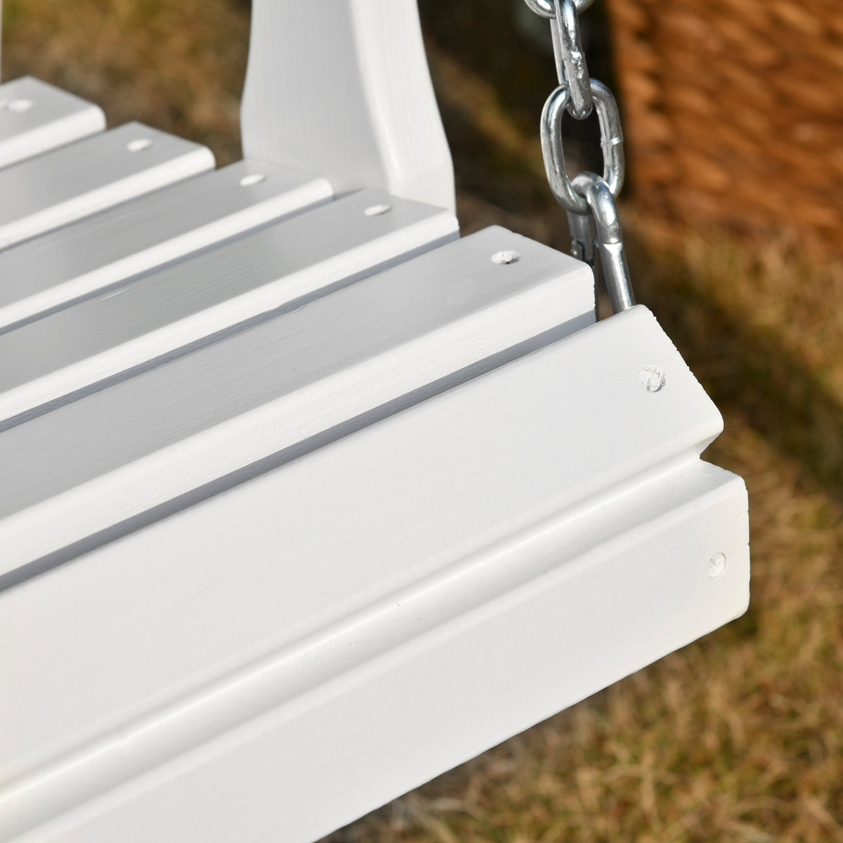 46" 2-Person Porch Swing Wooden Patio Swing Bench with Cup Holders, Slatted Design, Chains, 440lb Weight Capacity, White