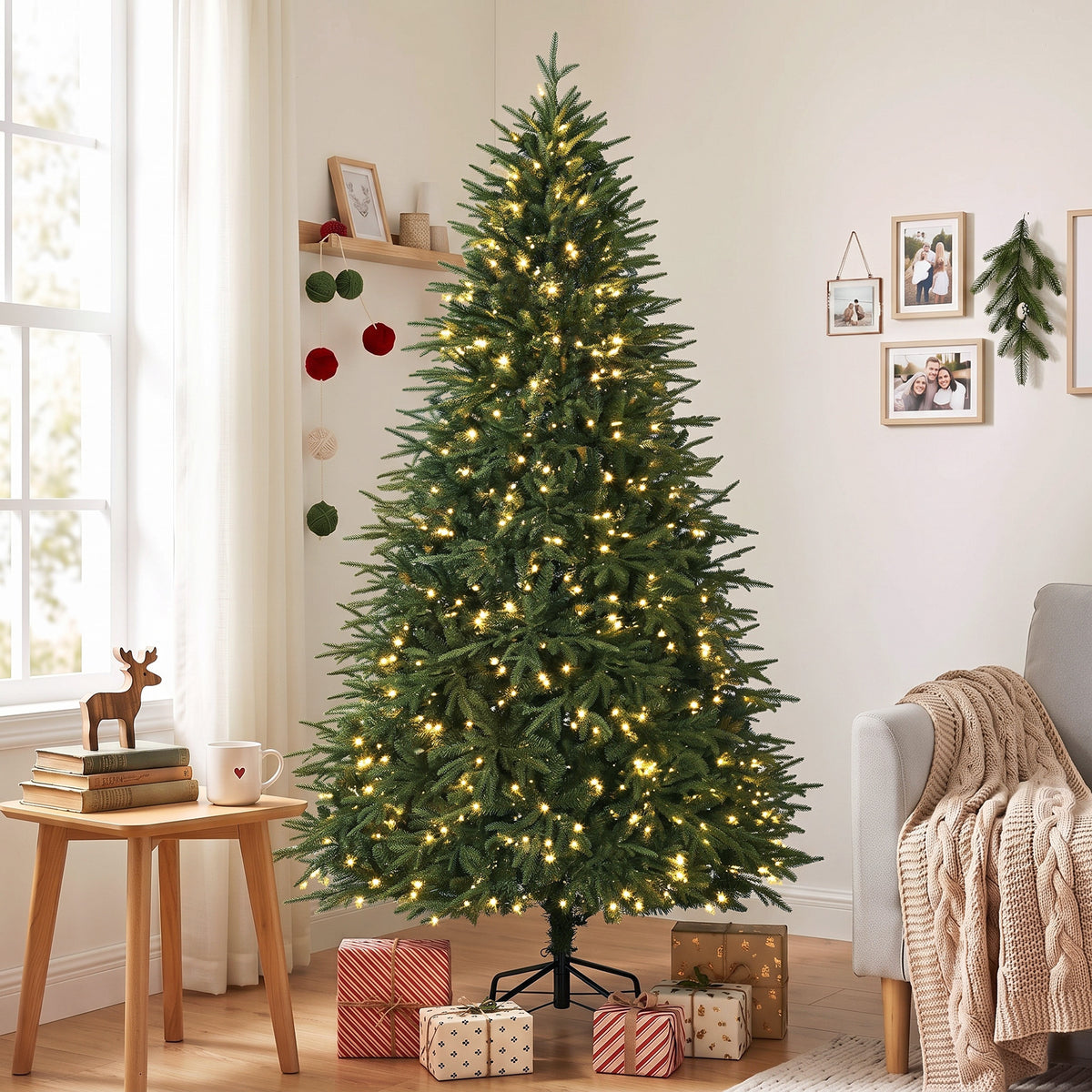 7.5ft Pre-lit Classic Artificial Christmas Tree with 3,719 Branch Tips 1000 Warm White LED Lights, Green