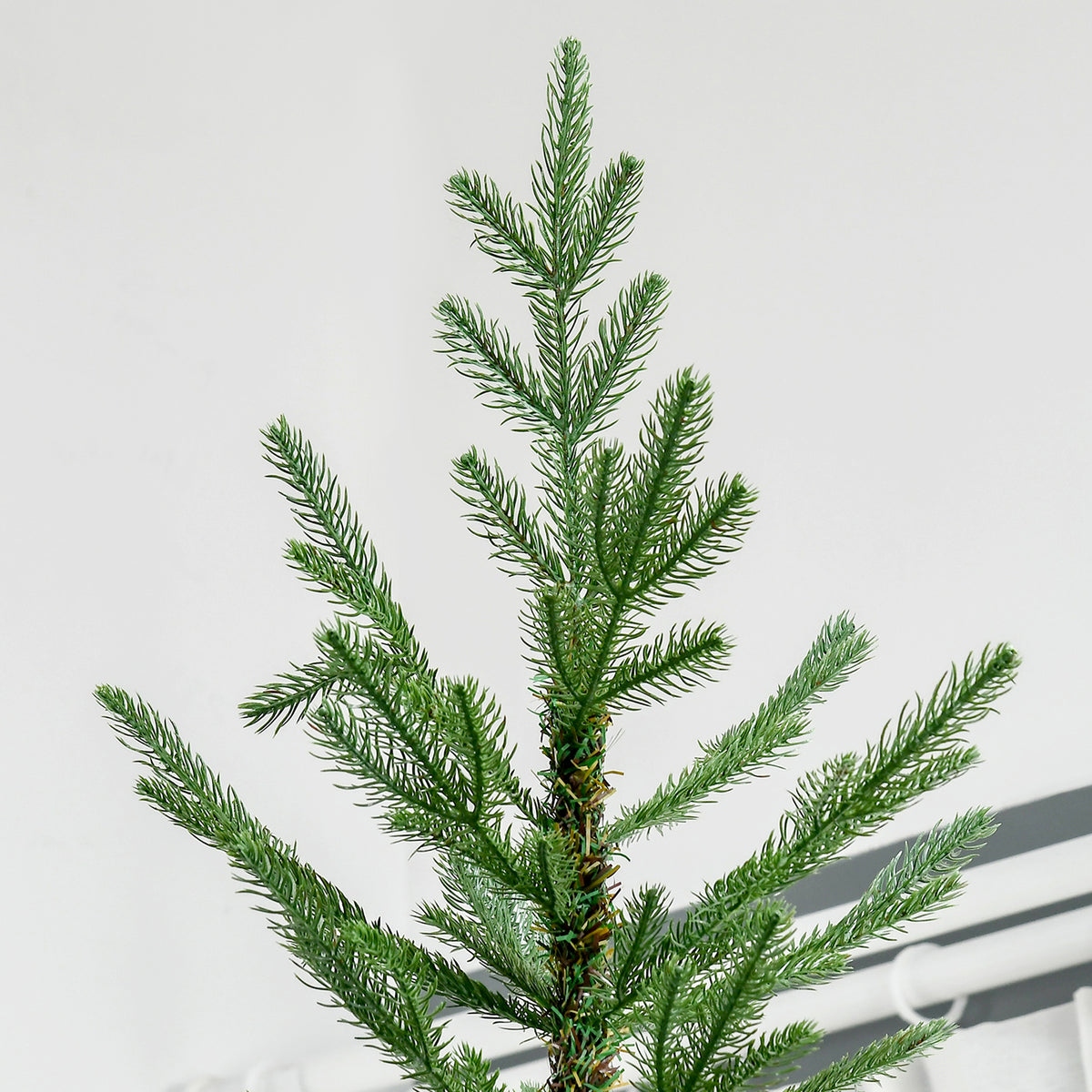 9 Foot Artificial Christmas Tree, Nordic Pine Hinged Xmas Tree with 1939 Realistic Branches, Wide Steel Base, Auto Open, Green
