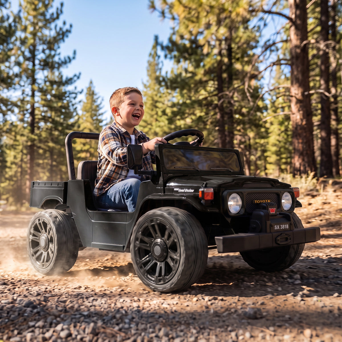 Licensed Toyota FJ45 Pick Up Ride on Truck, 24V Kids Electric Car with Dual Motors Up to 3.7MPH for Kids 3-8 Years Black