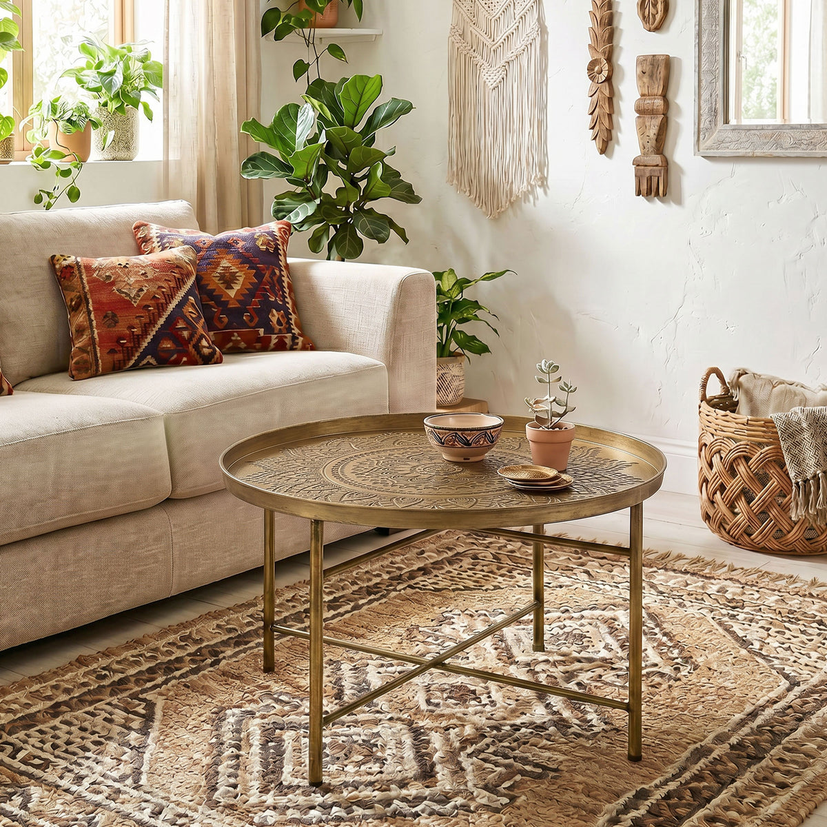 Coffee Table for Living Room, 24" Round Center Table with Hammered Tray Top and Metal Frame for Bedroom, Gold