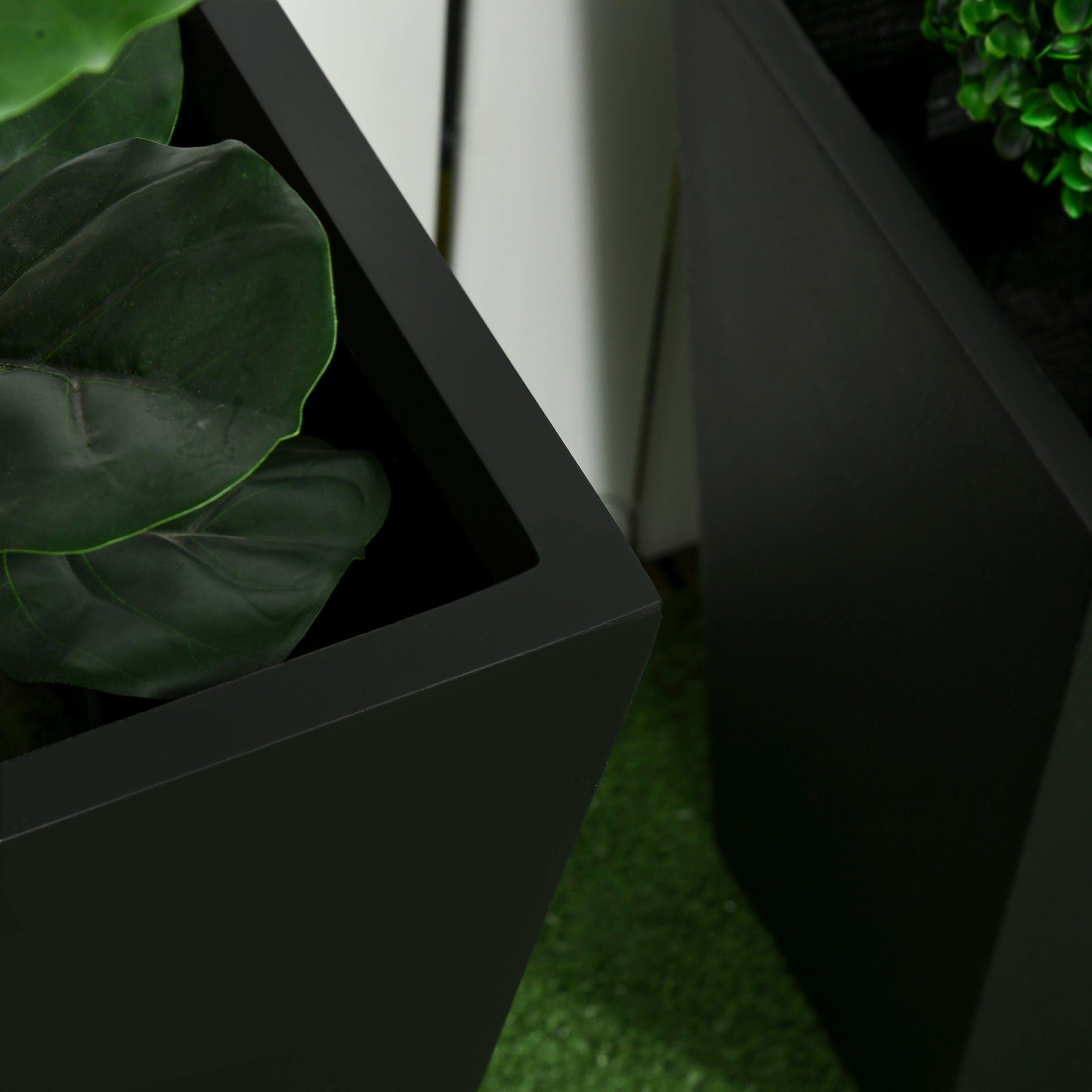 2-Pack Outdoor Planter Set, Flower Pots with Drainage Holes, Durable & Stackable Plant Pot, 22in & 18in, for Porch, Entryway, Patio, Yard, Garden, Black - Black - Image 7