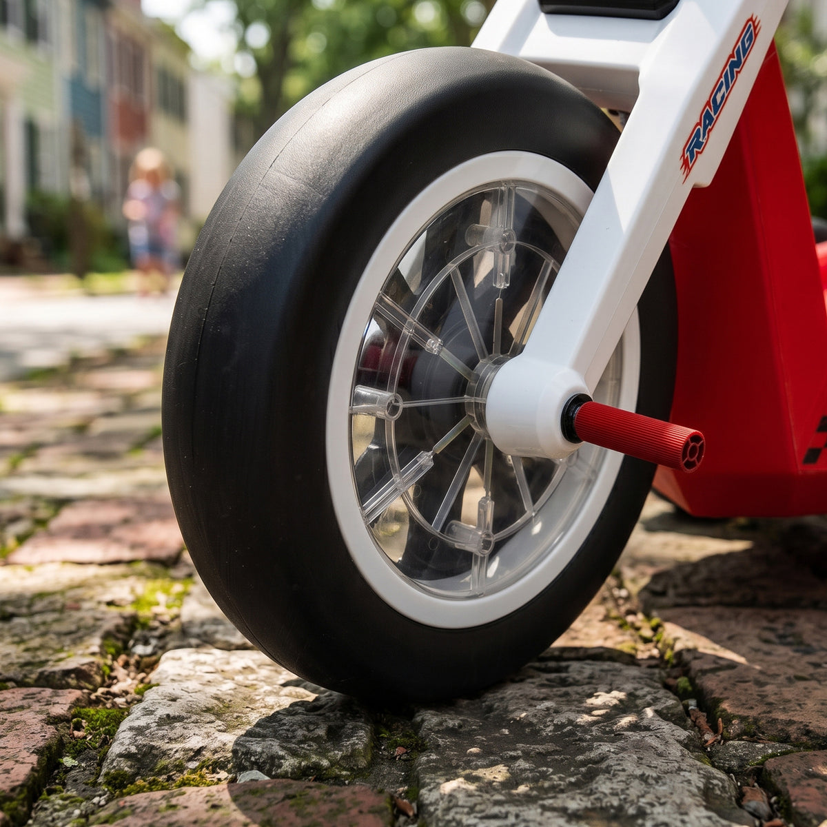 12V Electric Car for Kids, Electric Ride On Tricycle with Soft Start, Light-Up Wheel, Adjustable Seat for 3-6, Red
