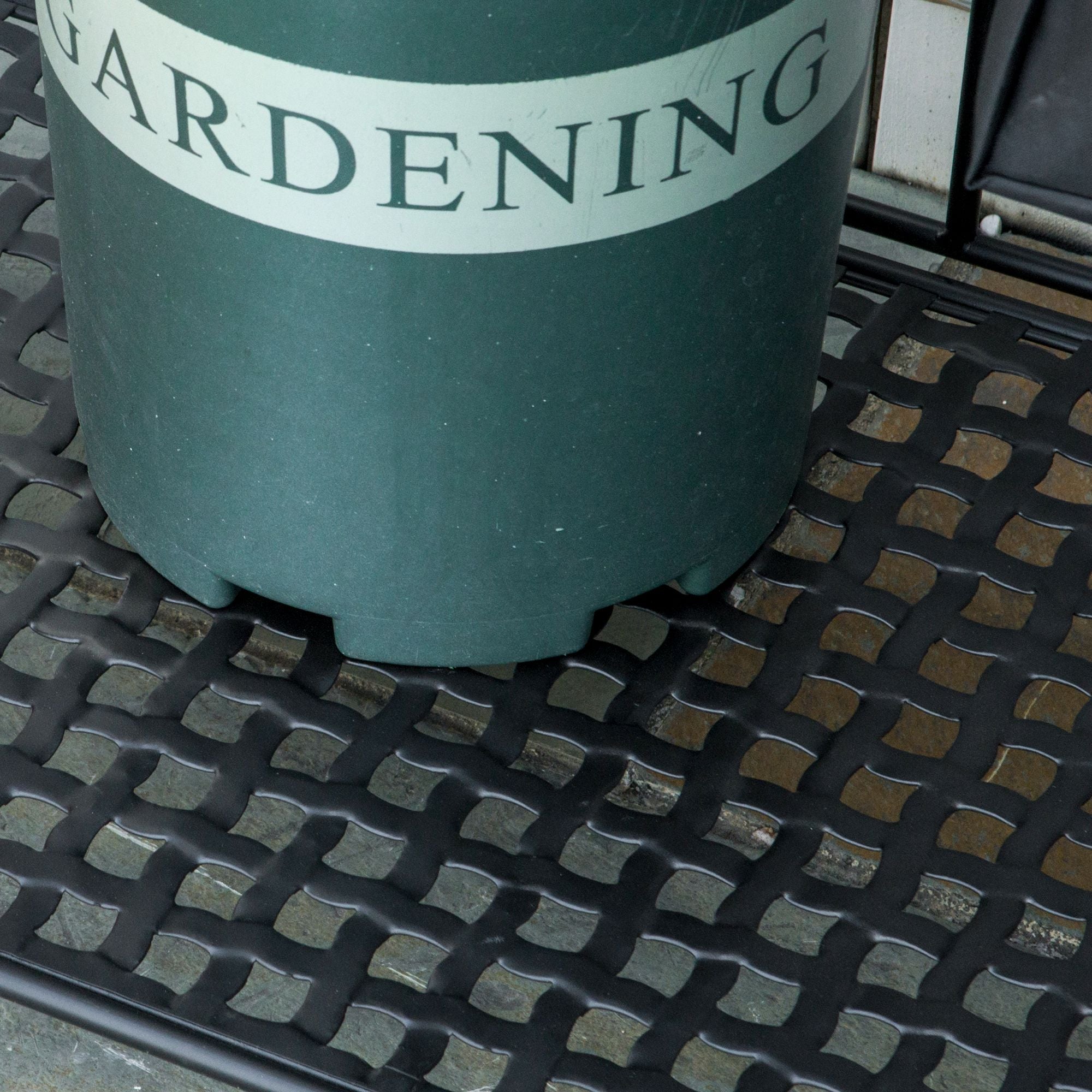 Folding Potting Bench Table, Metal Garden Workstation, Work Bench with Large Build-In Bag with Cover, 5 Hanging Hooks & Storage Shelf, Flourishes - Black - Image 7