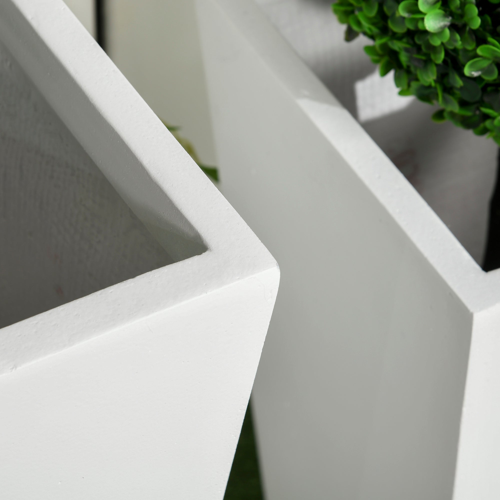 2-Pack Outdoor Planter Set, Flower Pots with Drainage Holes, Durable & Stackable Plant Pot, 22in & 18in, for Porch, Entryway, Patio, Yard, Garden, White - White - Image 7