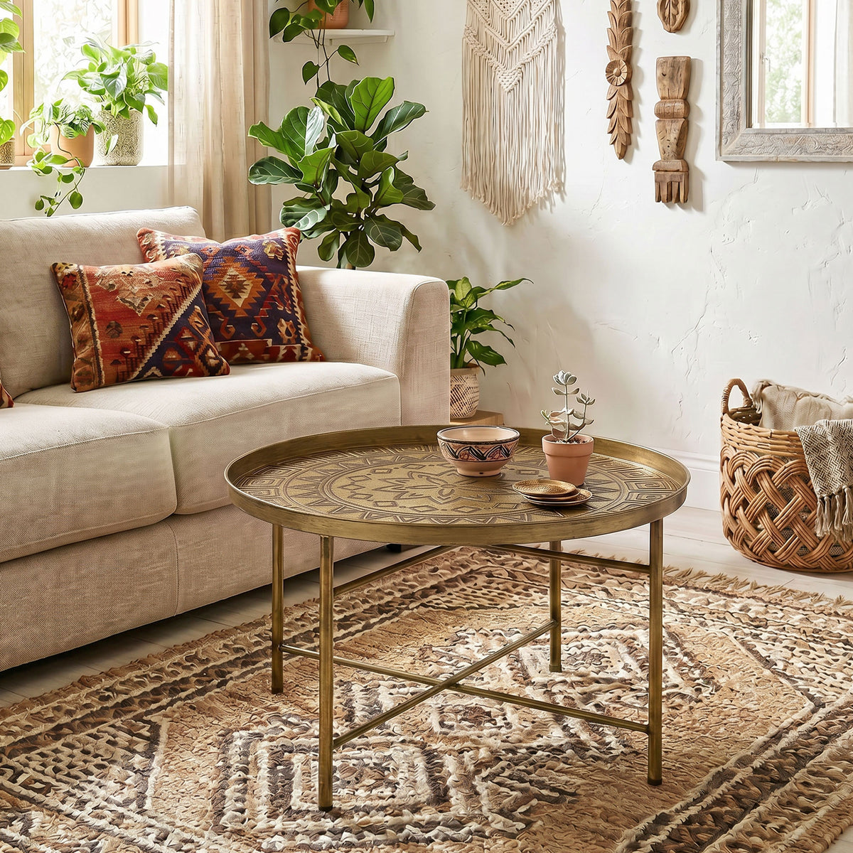 Coffee Table for Living Room, 24" Round Center Table with Hammered Tray Top and Metal Frame for Bedroom, Gold