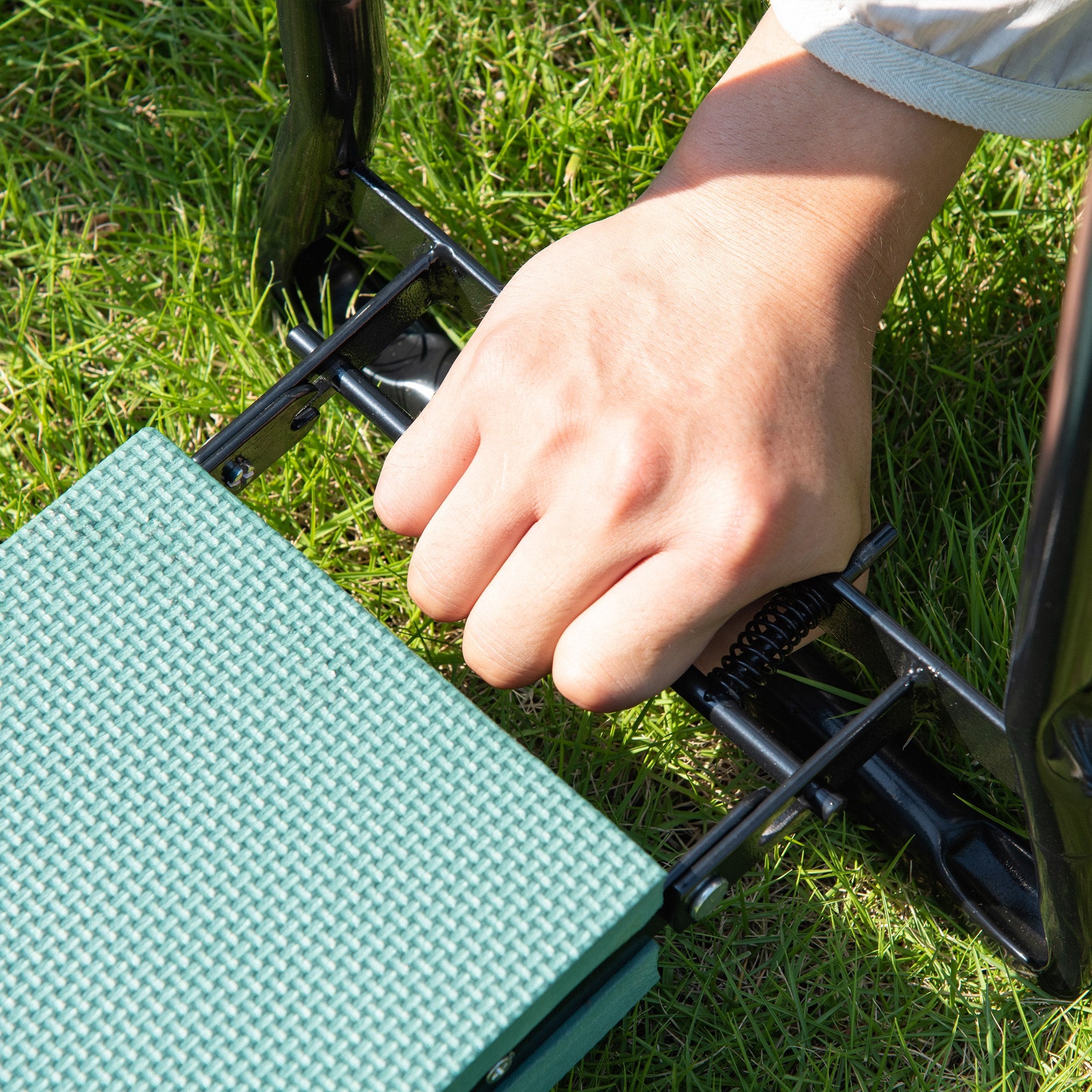 Padded Garden Kneeler and Seat Bench, Padded Foldable Garden Stool, Green - Green - Image 8